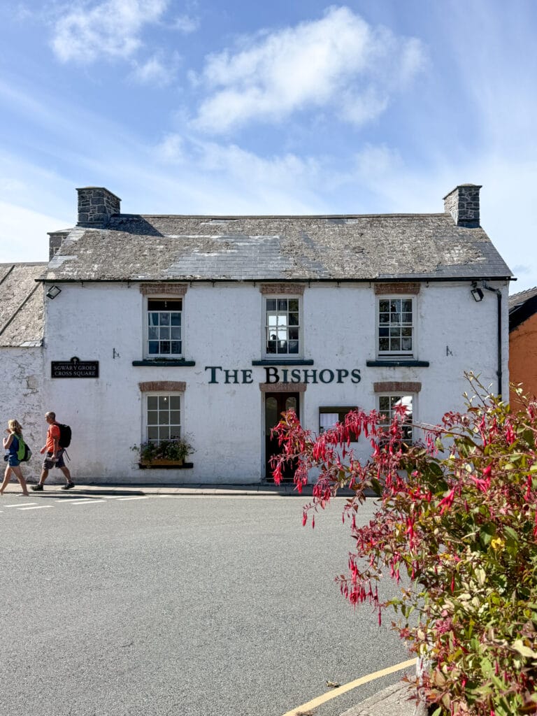 How to spend 5 days in Wales | Best places to stay in Wales | How many days do I need in Wales | Nicest hotels in Wales | best 5 star hotels in Wales | top things to see in Wales | what to do in Cardiff | National Parks in Wales | Top photo spots in Wales | How to get to Wales | Best airport for Wales | Driving in Wales | Best time of year to visit Wales | Pale Hall 5 star hotel in Wales | 5 star luxury hotels in Cardiff Wales | Castles in Wales | Pembrokeshire Coast Wales | St Davids Wales | St Davids Cathedral Wales