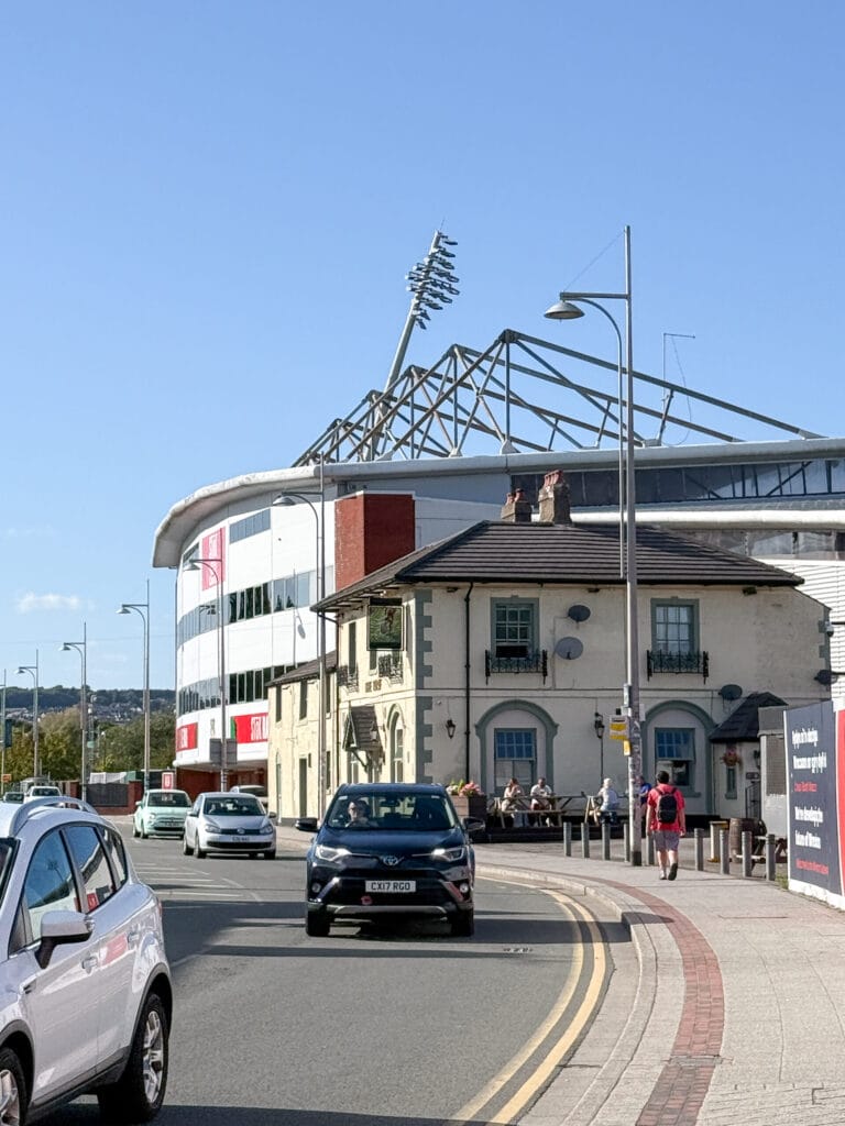 How to spend 5 days in Wales | Best places to stay in Wales | How many days do I need in Wales | Nicest hotels in Wales | best 5 star hotels in Wales | top things to see in Wales | what to do in Cardiff | National Parks in Wales | Top photo spots in Wales | How to get to Wales | Best airport for Wales | Driving in Wales | Best time of year to visit Wales | Pale Hall 5 star hotel in Wales | 5 star luxury hotels in Cardiff Wales | Castles in Wales