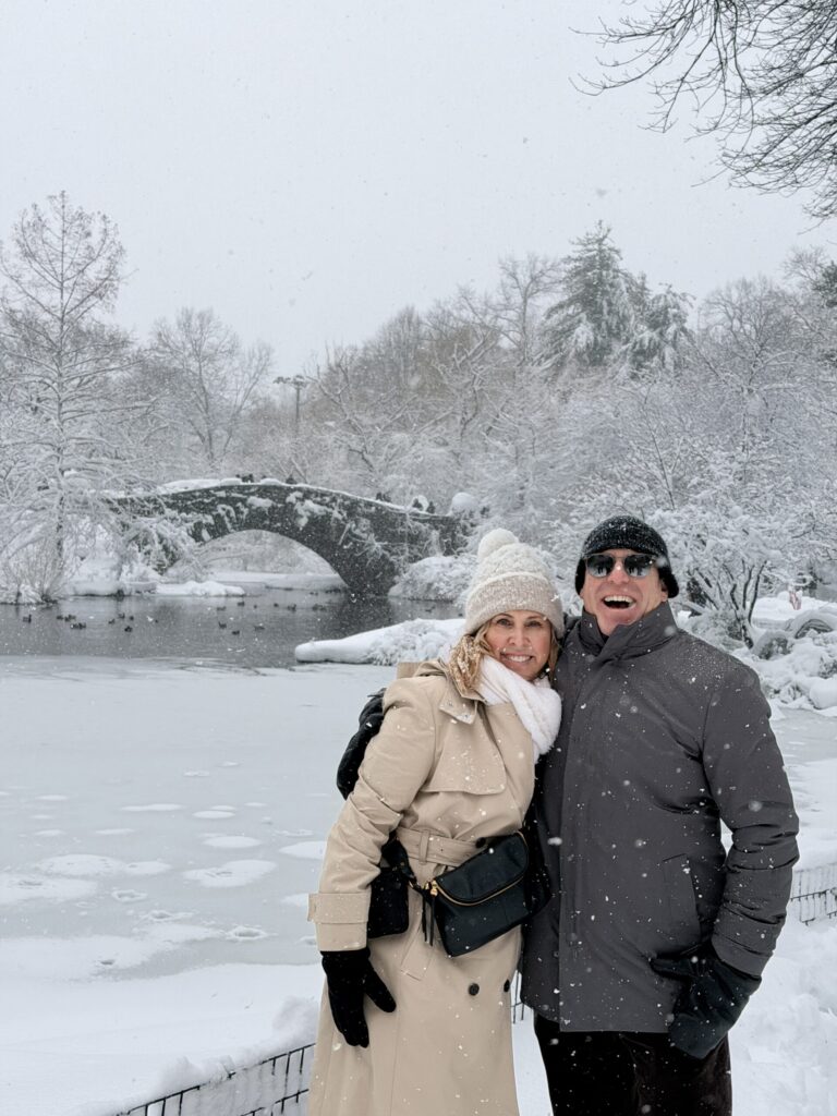 Top Luxury Hotels in NYC | Where to stay in NYC | Best neighborhood to stay at in New York City | Best hotels in New York City | What is the best luxury hotel at a reasonable price to stay at in NYC | Recommended neighborhoods to stay at in Manhattan | Best hotel in Manhattan for Christmas time visits | Where to stay in the Lower East Side of Manhattan | Where to stay in downtown Manhattan | Best luxury hotels in SOHO 