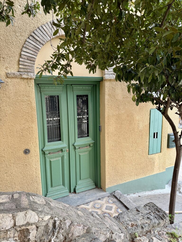 How to spend two spring days in Athens Greece | Best luxury hotels in Athens Greece | Detailed map of Athens Greece | What to see and do in Athens Greece | Where to stay in Athens | Best places to eat in Athens | How many days do you need in Athens Greece | Visiting the Acropolis in Athens | Other things to see in Athens besides the Acropolis | Cute neighborhoods in Athens