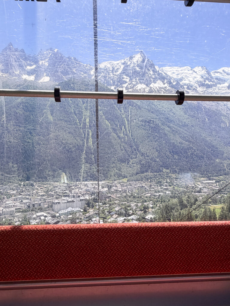 Five summer days in Chamonix France | What to do in Chamonix if you are not doing the Tour du Mont Blanc | Best day hikes in Chamonix | | Best refuges (mountain huts) to eat at in the French Alps