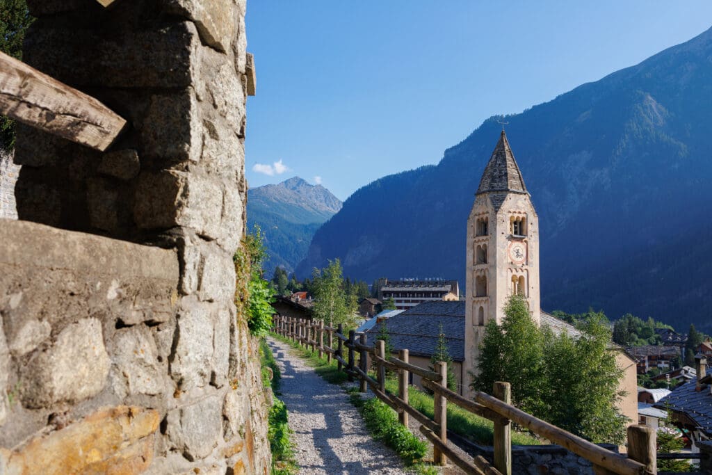 Five summer days in Chamonix France | What to do in Chamonix if you are not doing the Tour du Mont Blanc | Best day hikes in Chamonix
