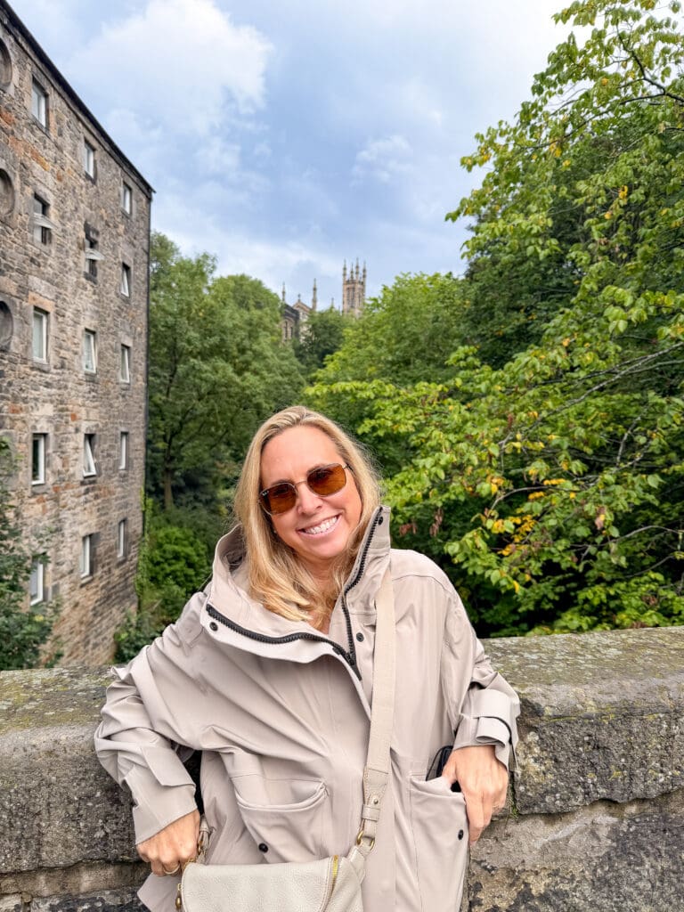 How to spend two days in Edinburgh Scotland | Best things to see and do in Edinburgh Scotland | Tips for visiting Dean Village neighborhood  in Edinburgh Scotland  | Top things to see in Edinburgh including Dean Village | Old buildings in Dean Village Edinburgh 