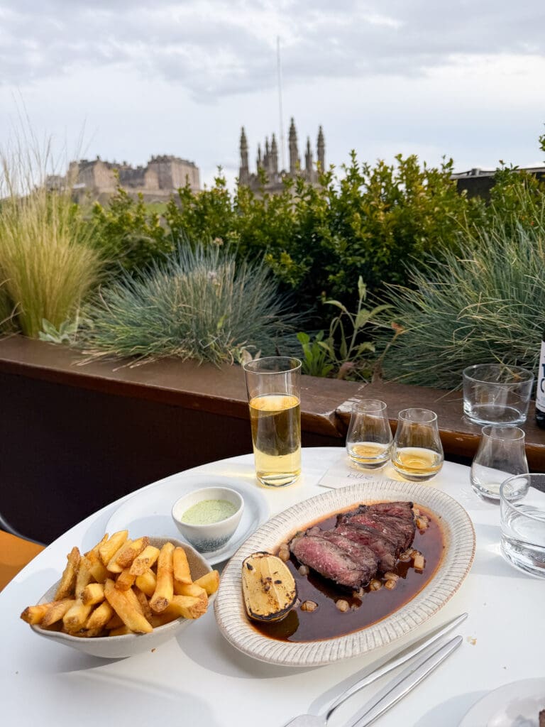 How to spend two days in Edinburgh Scotland | Where to eat in Edinburgh Scotland | Tips for visiting Old Town Edinburgh Scotland  | Top places to eat in Edinburgh | Visit Edinburgh tips | review of 1820 Rooftop Bar and Grill  with the best views of Edinburgh Castle | Johnny Walker whisky tasting in Edinburgh 