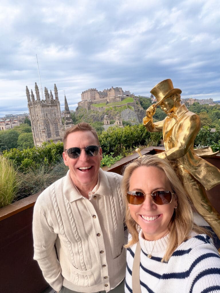 How to spend two days in Edinburgh Scotland | Where to eat in Edinburgh Scotland | Tips for visiting Old Town Edinburgh Scotland  | Top places to eat in Edinburgh | Visit Edinburgh tips | review of 1820 Rooftop Bar and Grill  with the best views of Edinburgh Castle | Johnny Walker whisky tasting in Edinburgh 
