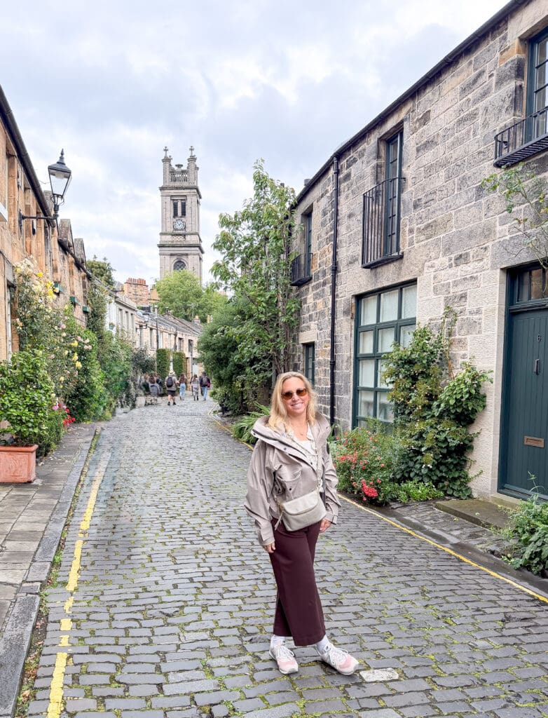 How to spend two days in Edinburgh Scotland | Best things to see and do in Edinburgh Scotland | Tips for visiting Stockbridge neighborhood  in Edinburgh Scotland  | Top things to see in Edinburgh including Stockbridge | Circus Lane in Stockbridge 