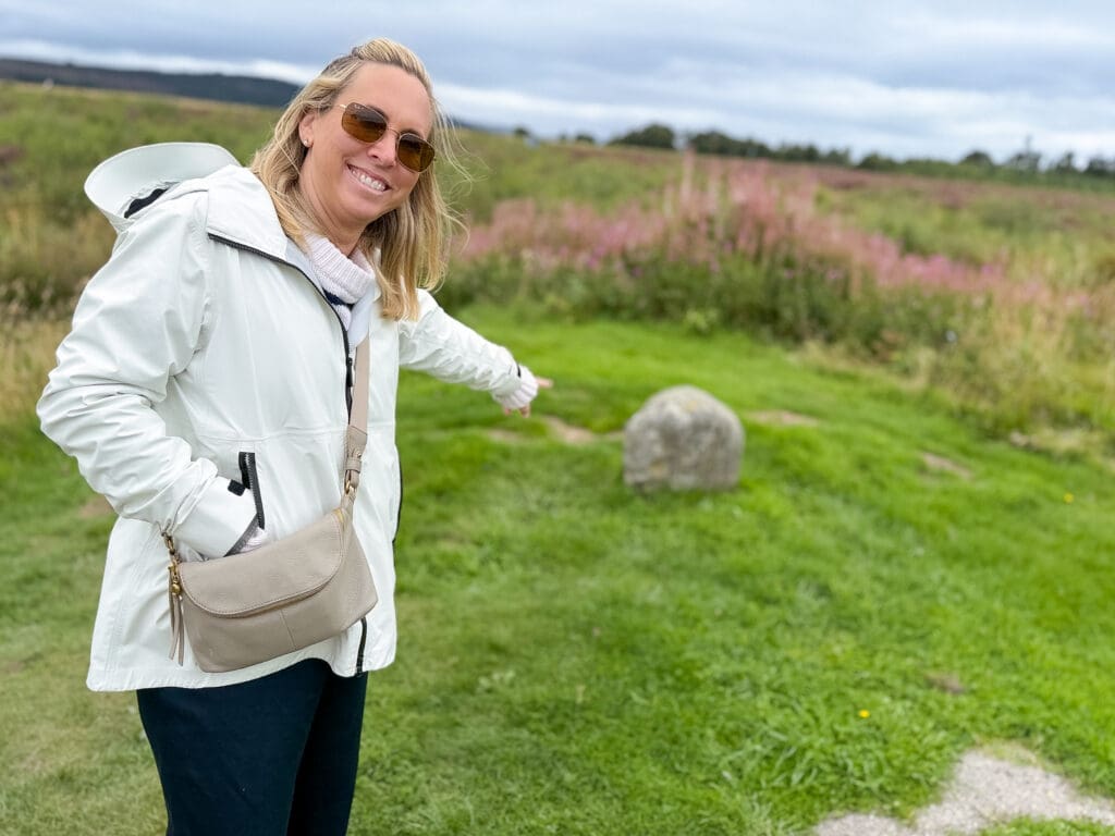 Scottish Highlands Travel Guide: Best things to do near Inverness and Glencoe | Culloden Battlefield near Inverness | What to do near Inverness | Jacobite battles in Scottish history | where to learn about Jacobite history in Scotland | Outlander sights in Scotland | Fraser Clan memorial stone at Culloden Battlefield