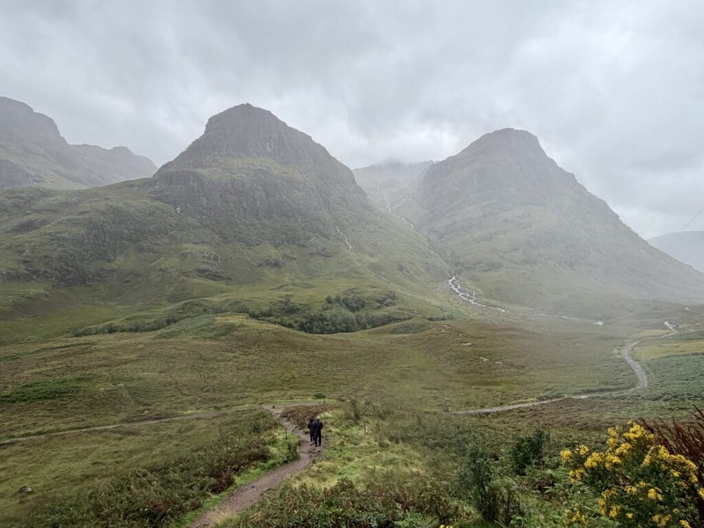 Scottish Highlands Travel Guide: Best things to do near Inverness and Glencoe | Glencoe A82 road and viewpoints what to see | Prettiest road in the Scottish Highlands | Location of iconic white house at base of mountain in Scottish Highlands